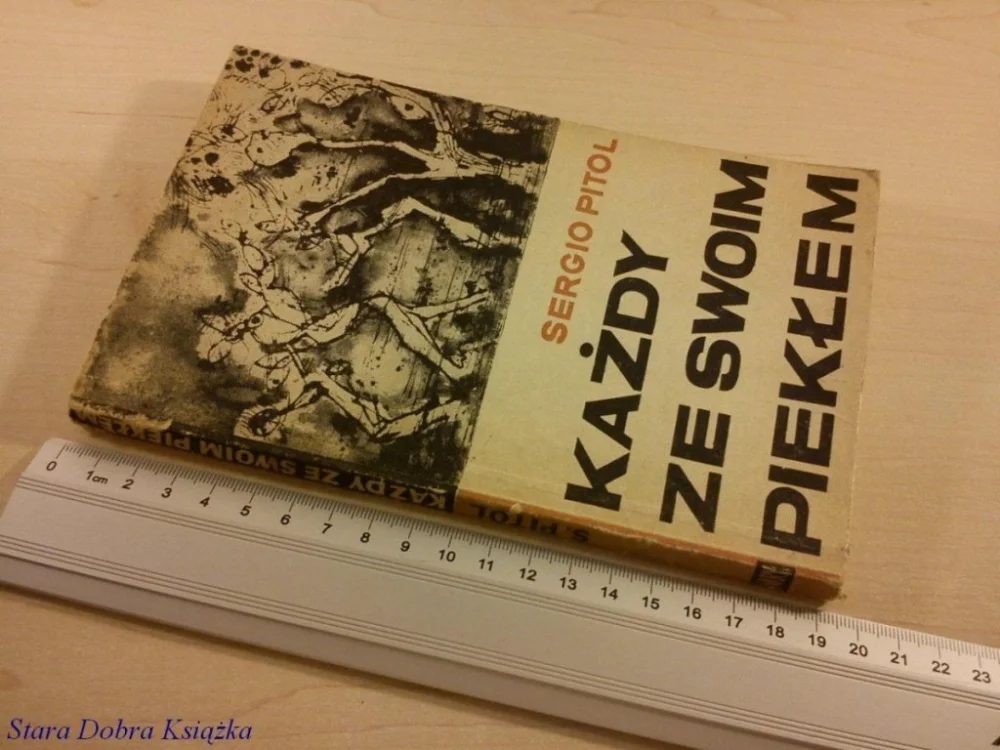 Bezpieczne zakupy KAŻDY ZE SWOIM PIEKŁEM - Sergio Pitol (1967)