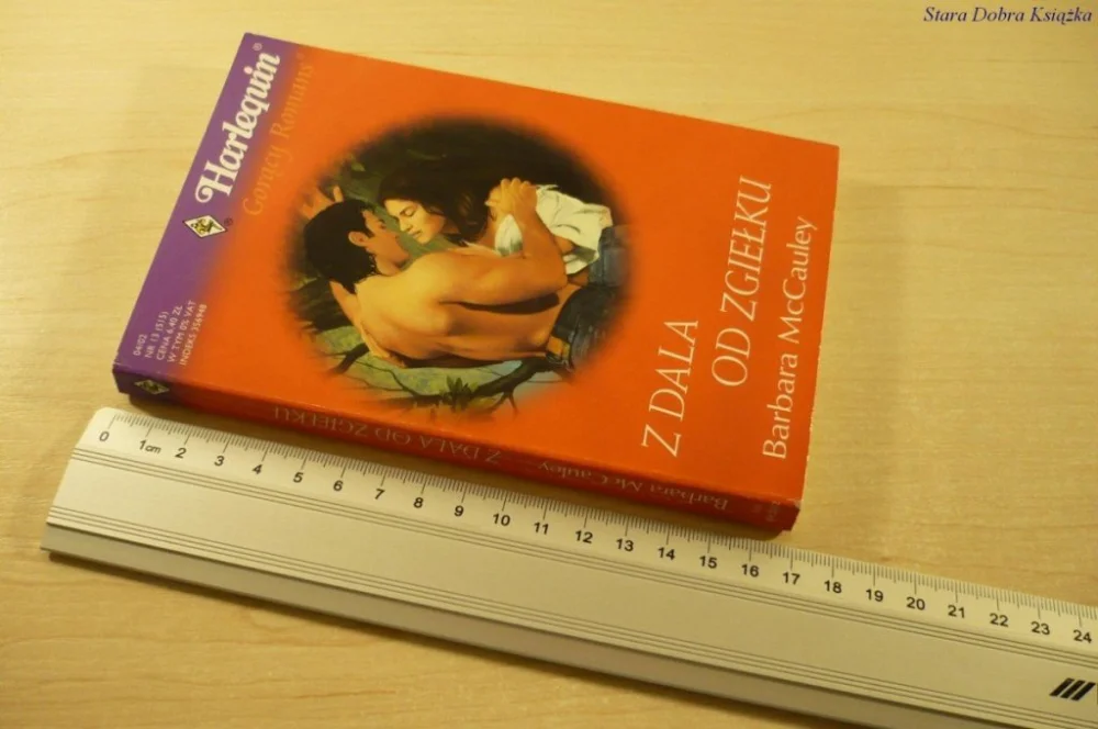 Z DALA OD ZGIEŁKU - Barbara McCauley (2002) Dodaj do koszyka