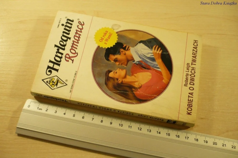 Oferta limitowana KOBIETA O DWÓCH TWARZACH - Roberta Leigh (1992)