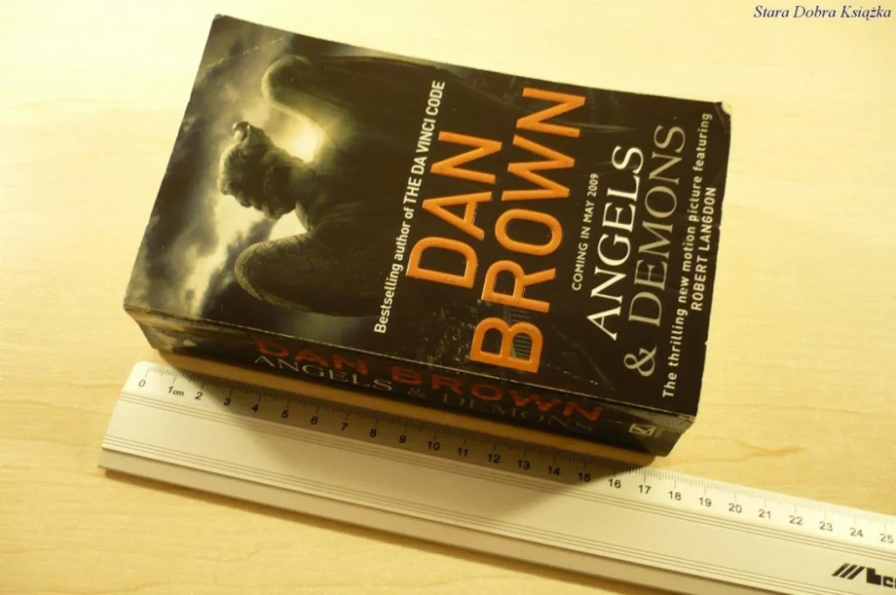 Bestseller ANGELS & DEMONS - Dan Brown (2009)