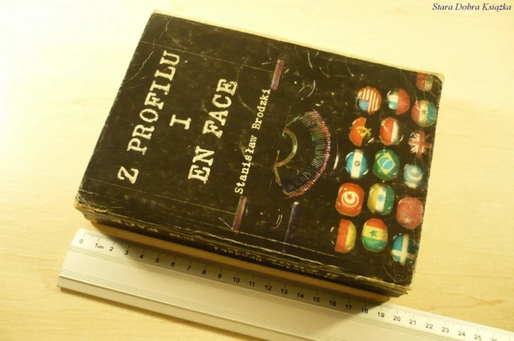 Z PROFILU I EN FACE - Stanisław Brodzki (1984) Oferta czasowa