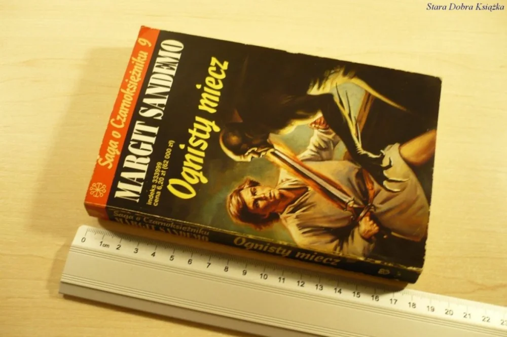 Nowość SAGA O CZARNOKSIĘŻNIKU TOM 9: OGNISTY MIECZ (1996)
