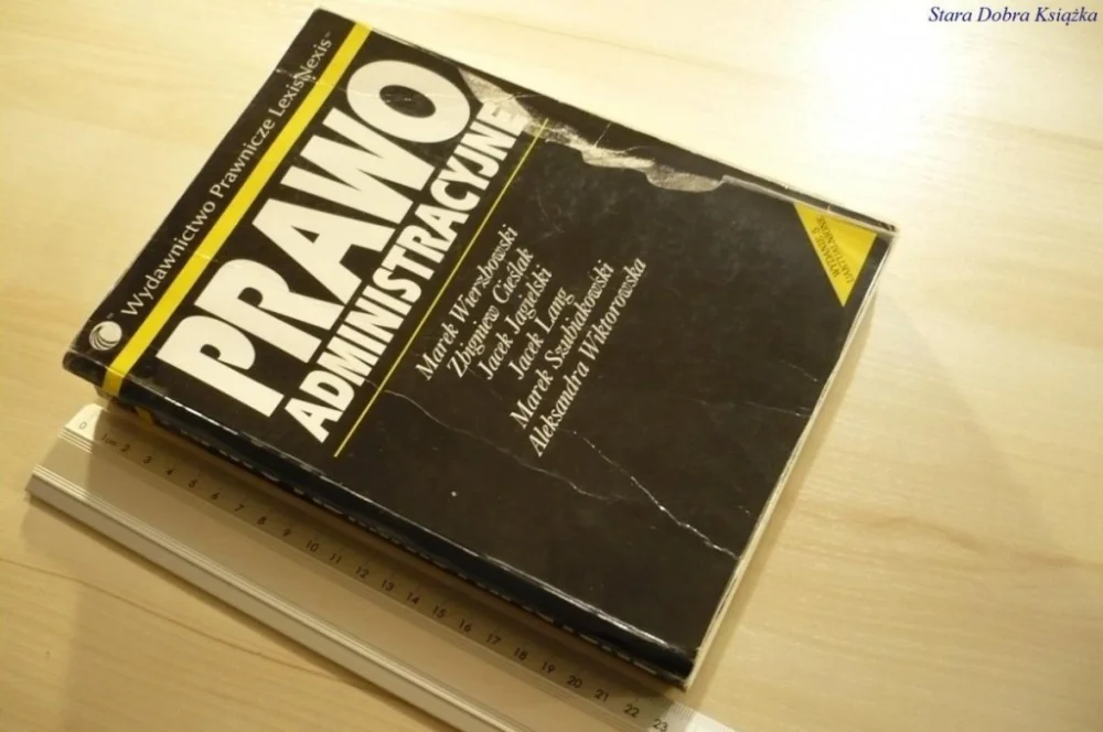 Ekspresowa dostawa PRAWO ADMINISTRACYJNE - Marek Wierzbowski (2003)