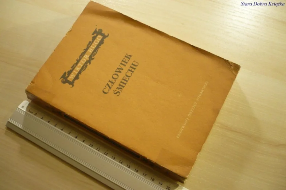 Hit cenowy CZŁOWIEK ŚMIECHU TOM I - Wiktor Hugo (1953)