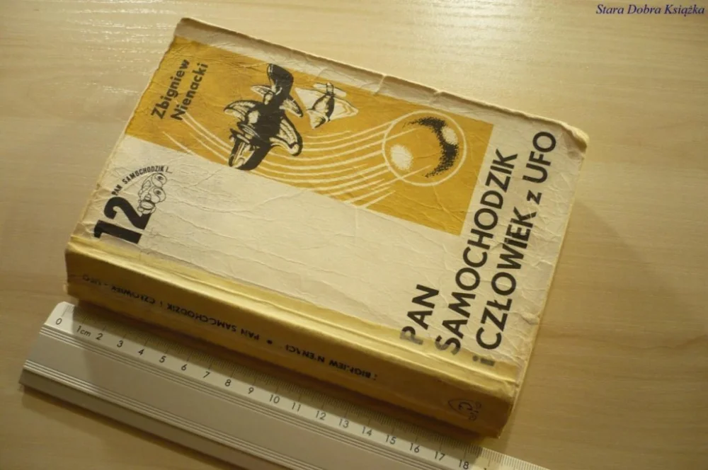 PAN SAMOCHODZIK I CZŁOWIEK Z UFO - Nienacki (1987) Obniżka ceny