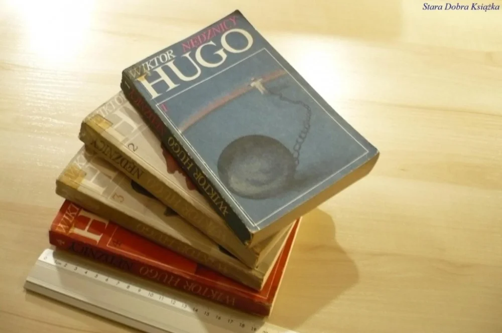 NĘDZNICY TOMY OD 1 DO 4 - Wiktor Hugo (1972) Szybka wysyłka