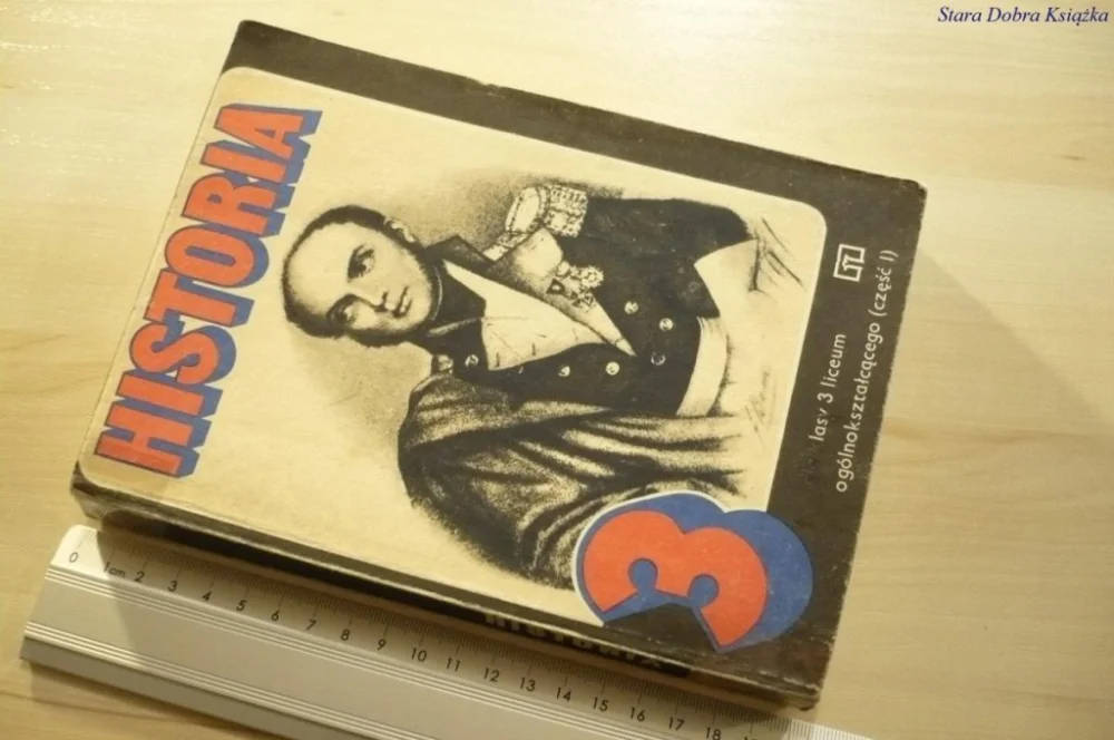 Sprawdź teraz HISTORIA 3 - Adam Galos (1990)