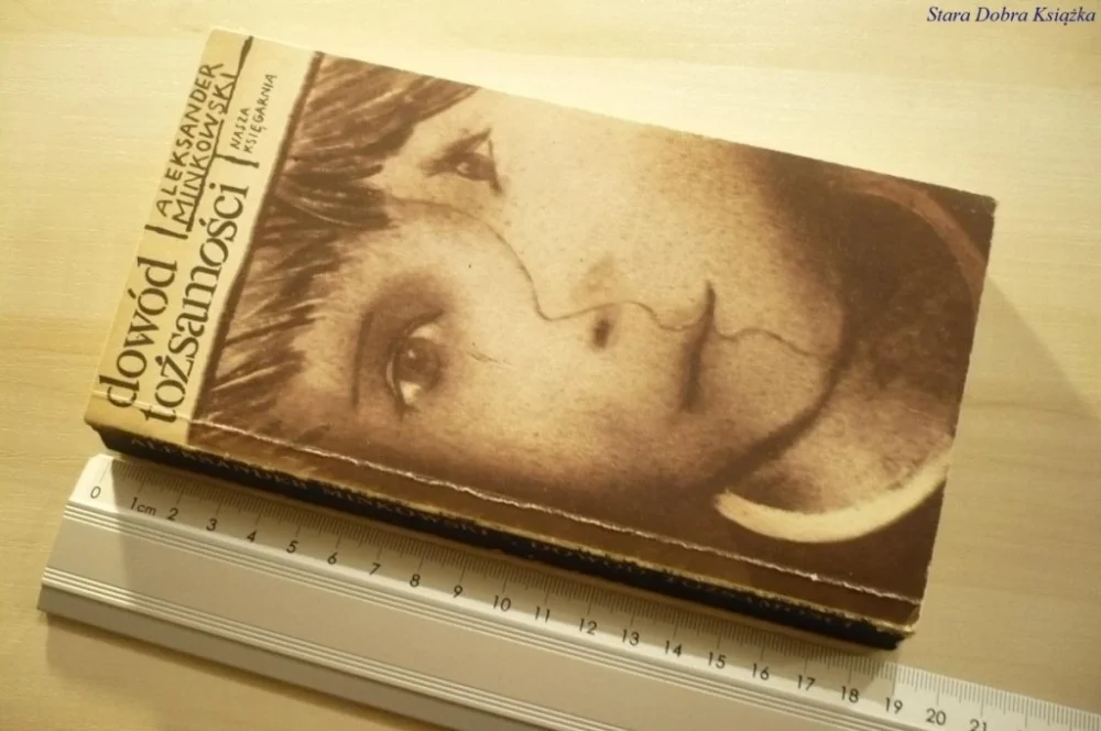 Obniżka ceny DOWÓD TOŻSAMOŚCI - Aleksander Minkowski (1987)