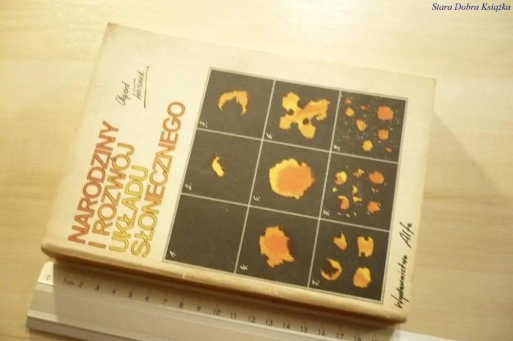 Oferta limitowana NARODZINY I ROZWÓJ UKŁADU SŁONECZNEGO Wołczek 1985