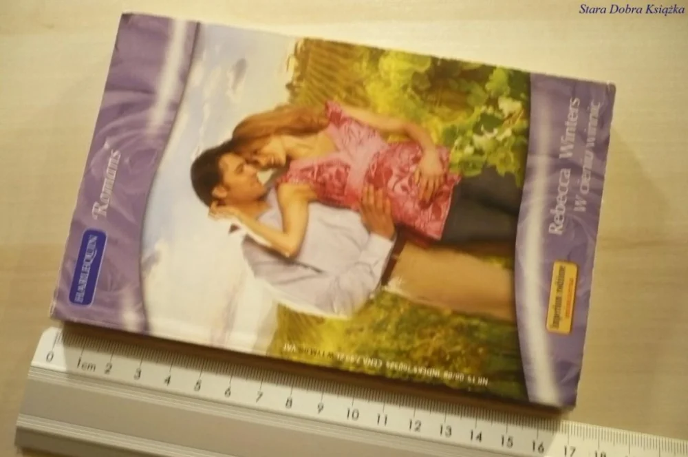 Kup teraz W CIENIU WINNIC - Rebecca Winters (2008)