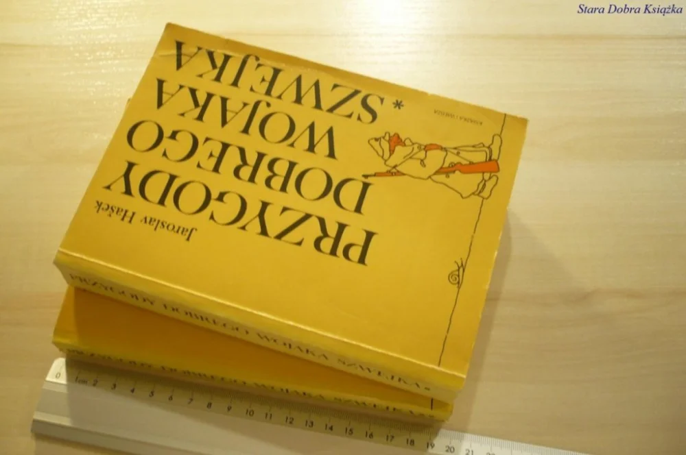 PRZYGODY DOBREGO WOJAKA SZWEJKA TOM I i II (1982) Bezpieczne zakupy