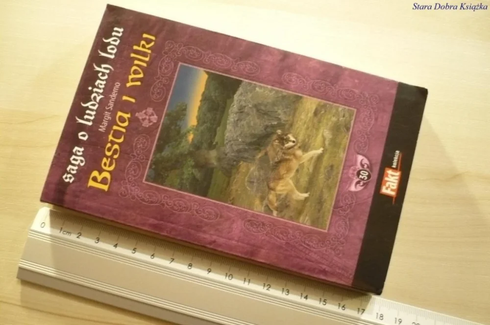 Ostatnie sztuki SAGA O LUDZIACH LODU 50 BESTIA I WILKI - Sandemo