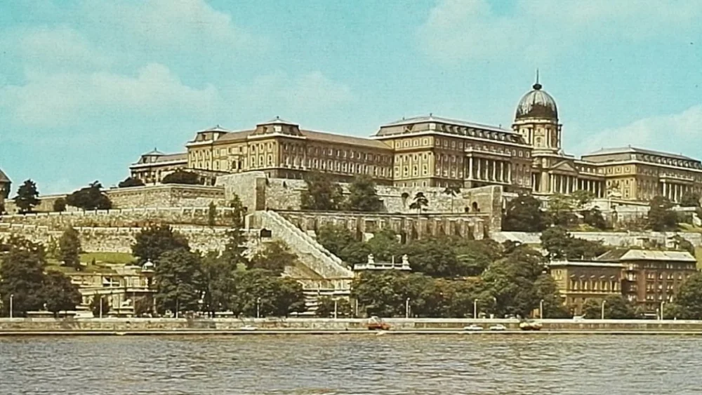 Cena promocyjna BUDAPEST. BUDAI VAR (XIII-XX SZ.)