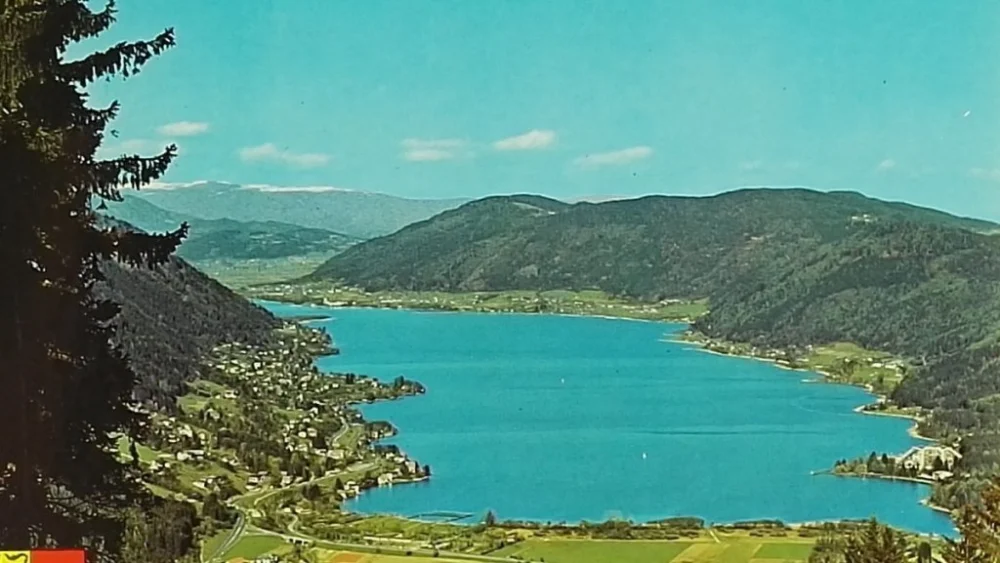 BLICK VOM OSWALDIBERG. AM OSSIACHER SEE Sprawdź teraz