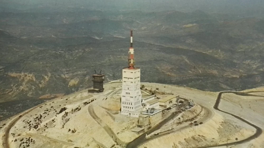 PAYASAGES DE HAUTE PROVENCE. LE MONT VENTOUX Darmowy zwrot
