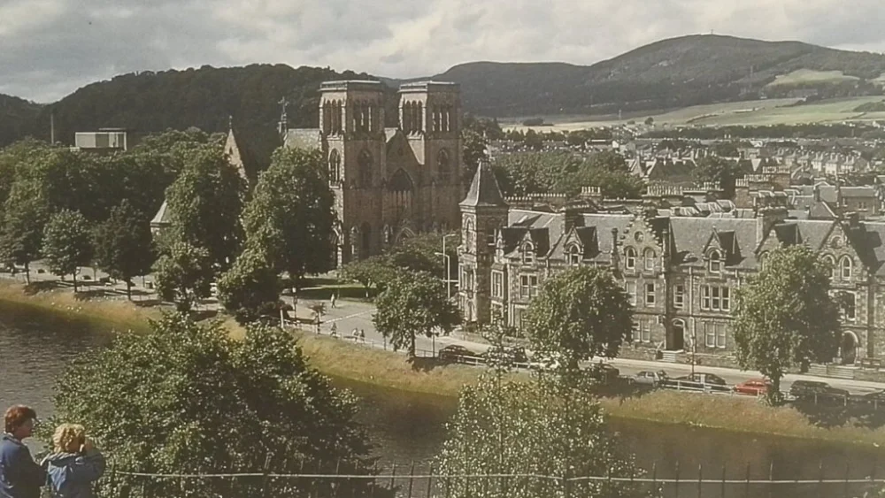 Wyprzedaż RIVER NESS AND ST. ANDREWS CATHEDRAL. INVERNESS
