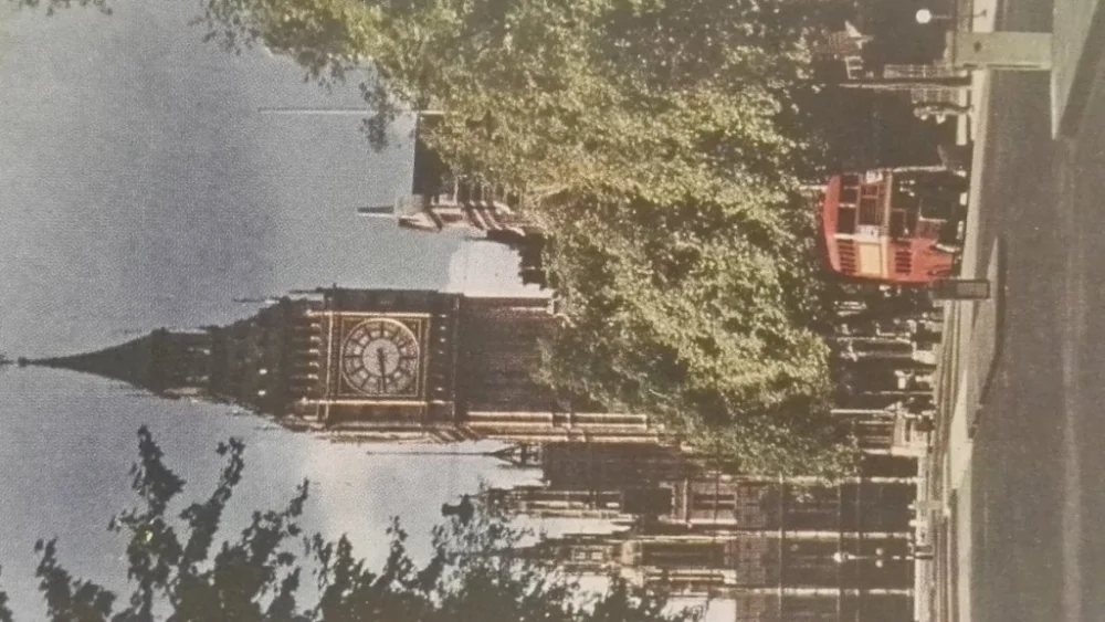 Bestseller LONDON, STYLE AND TRADITION THROUGH AGES
