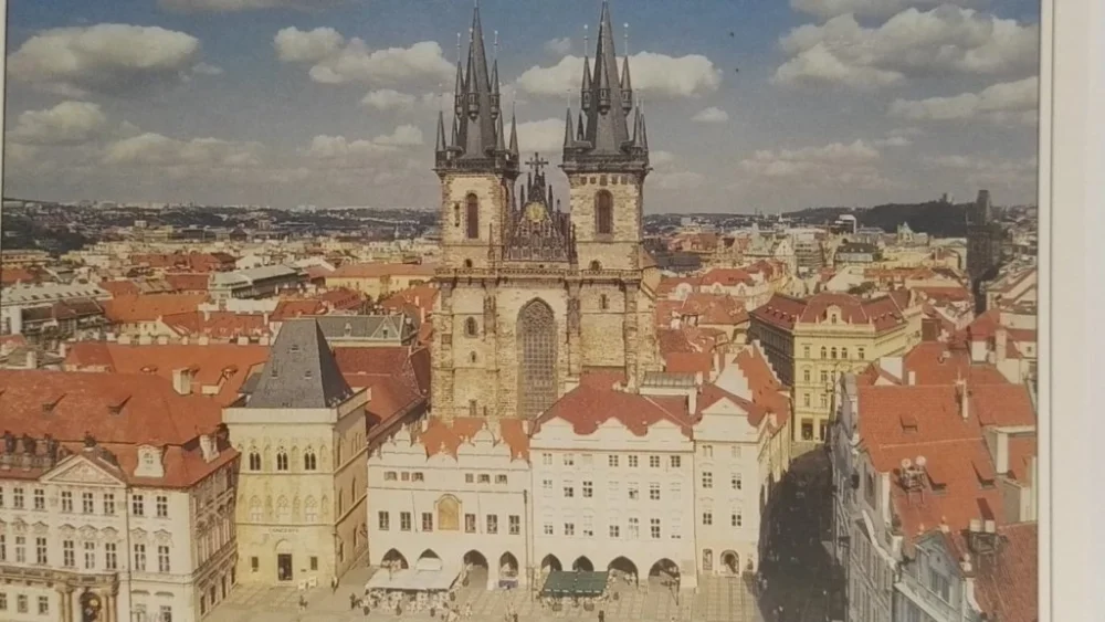 PRAHA. UNESCO THE PROTECTED HISTORICAL TOWN AREA Szybka dostawa