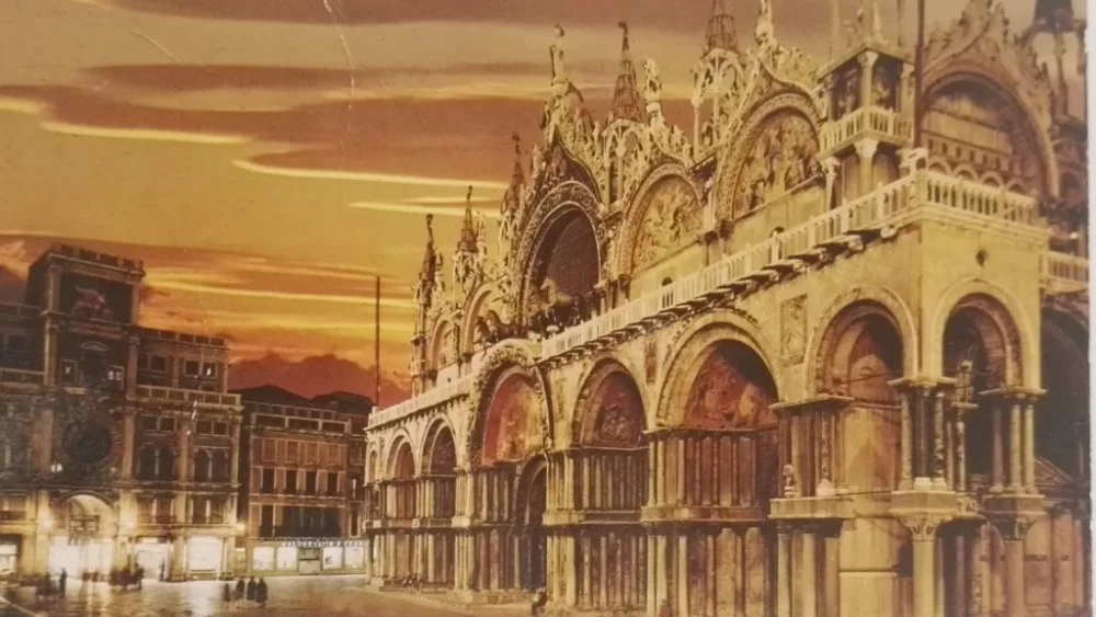 Oferta VENEZIA. BASILICA DI S. MARCO AL TRAMONTO
