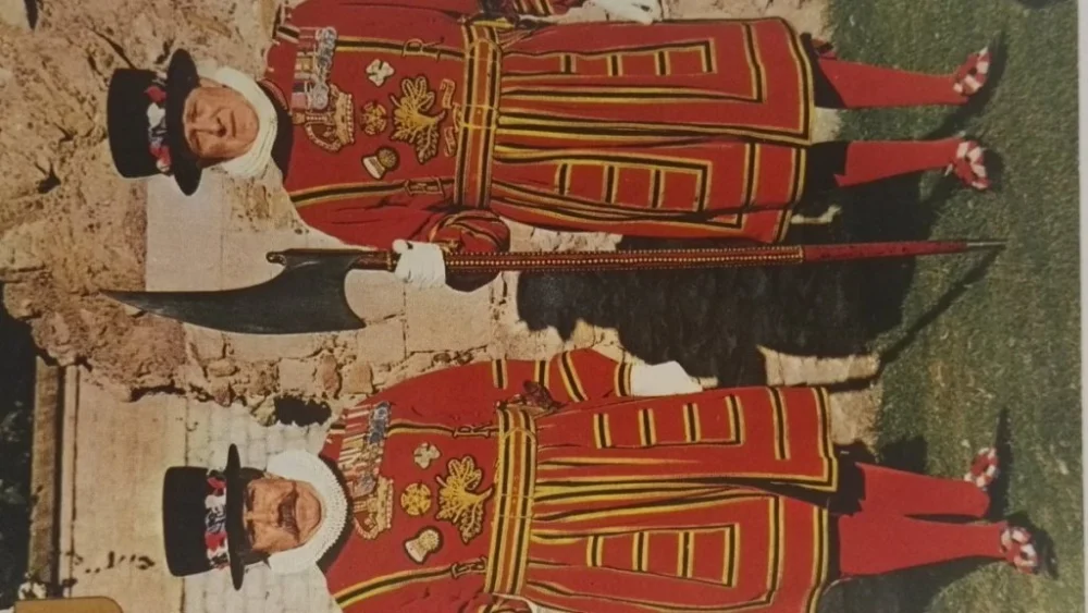 Premium LONDON. BEEFEATERS, TOWER OF LONDON