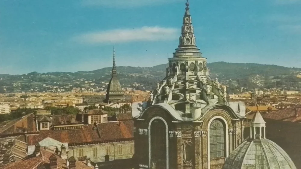 TORINO. PANORAMA - LA CUPALA DELLA CAPPELLA DELLA Ostatnia szansa