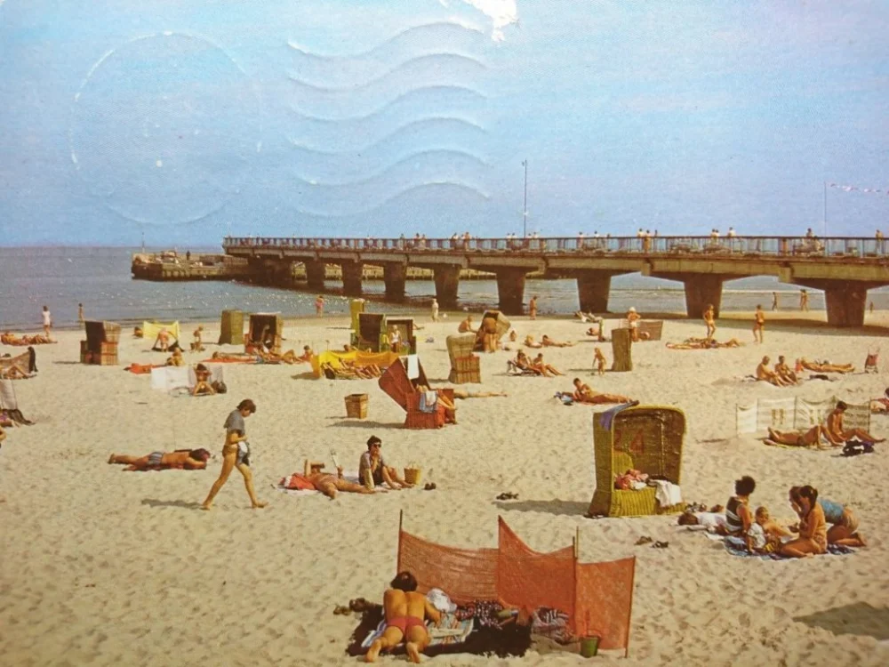 KOŁOBRZEG. MIASTO, PORT I UZDROWISKO FOT JABŁOŃSKA Okazja