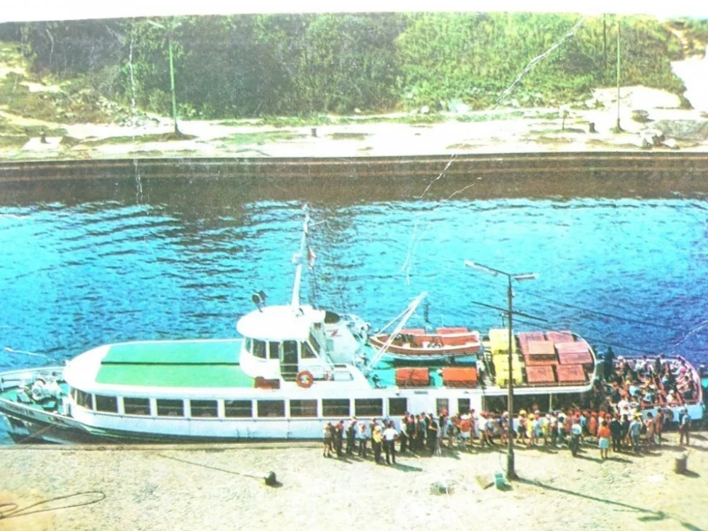 KOŁOBRZEG STATEK WYCIECZKOWY 'DOROTA' FOT KAMIŃSKI Łatwy zwrot