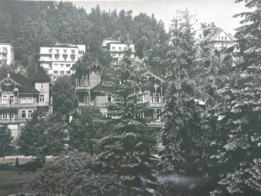 Łatwy zwrot KRYNICA. FRAGMENT UZDROWISKA... FOT. L. ŚWIĘCKI