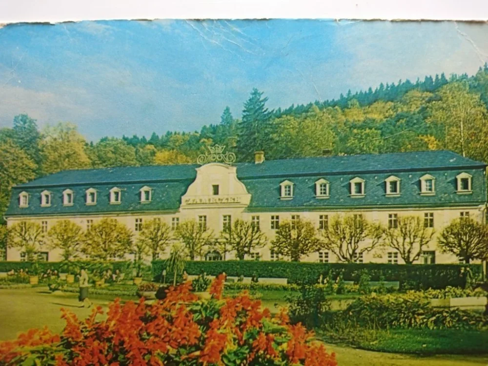 KUDOWA ZDRÓJ. SANATORIUM 'ZAMECZEK' FOT RACZKOWSKI Tylko do końca tygodnia