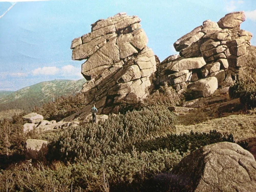 Hit sprzedaży KARKONOSZE. GRUPA SKALNA ZWANA... FOT. J. KORPAL