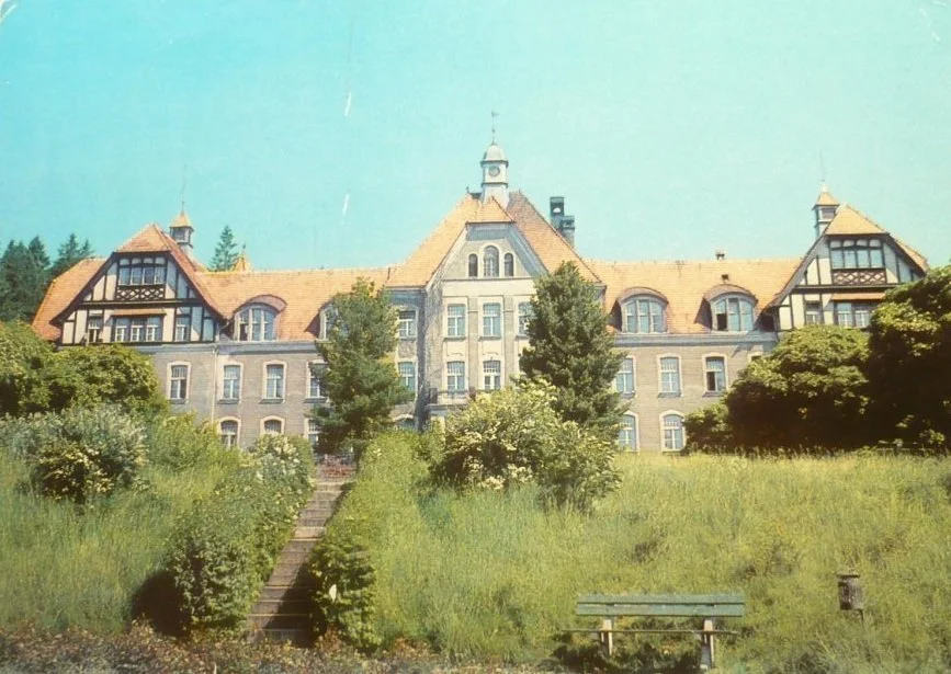 KAMIENNA GÓRA. SANATORIUM IM. JANUSZA FOT. DUDLEY Wyjątkowa oferta