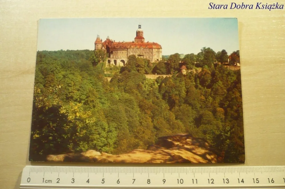 Ograniczona ilość KSIĄŻ. ZAMEK ZBUDOWANY W 1292 r. FOT. S. ARCZYŃSKI