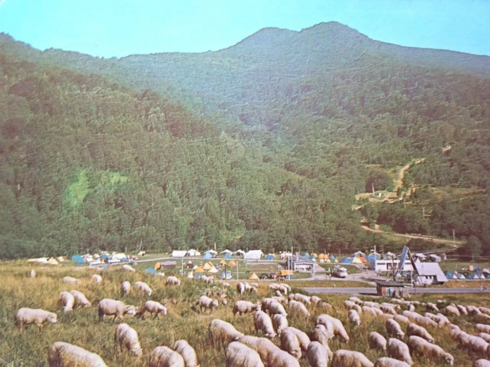 Rabat BIESZCZADY. POLE CAMPINGOWE W... FOT. J. SIUDECKI