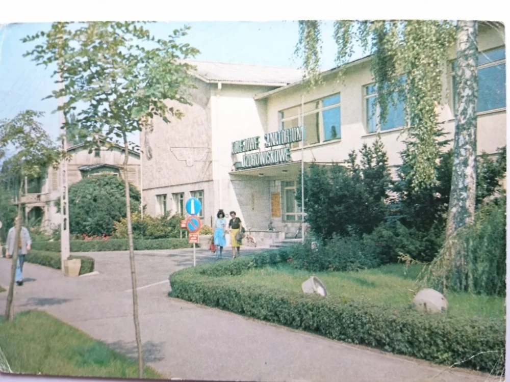 Cena promocyjna CIECHOCINEK. KOLEJOWE SANATORIUM... FOT. CZ. WOŹNY