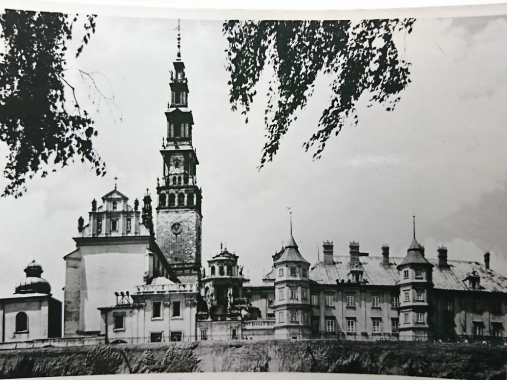 Sprawdź teraz CZĘSTOCHOWA - KLASZTOR NA JASNEJ GÓRZE FOT. RUSS