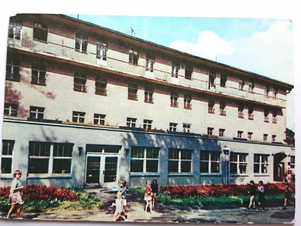 Hit sprzedaży CZERNIAWA ZDRÓJ. DOM ZDROJOWY FOT. P. KRASSOWSKI