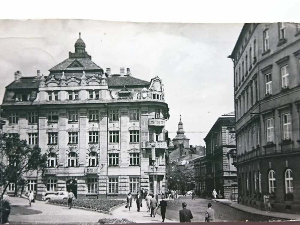 Nowy BIELSKO-BIAŁA. BANK INWESTYCYJNY FOT. HERMAŃCZYK