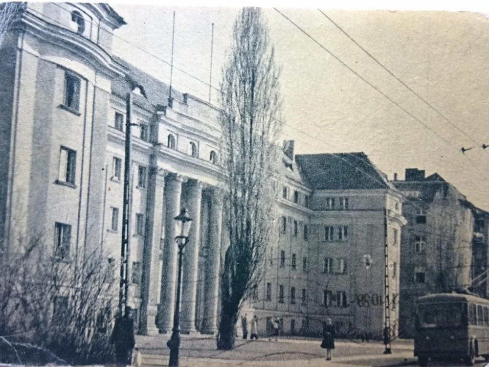 POZNAŃ - DOM AKADEMICKI... FOT. J. STANISŁAWSKI Nowość