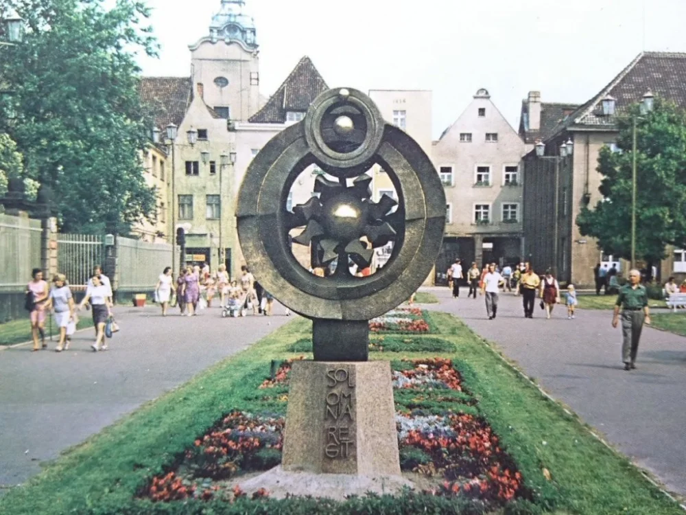 Do wyczerpania zapasów TORUŃ. PLAC MARIANA RAPACKIEGO FOT. J. CHOJNACKI