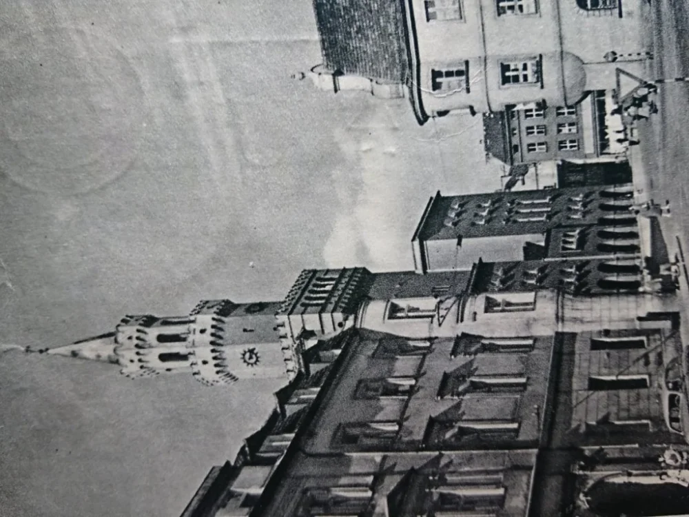 Hit sprzedaży OPOLE. FRAGMENT RYNKU - W GŁĘBI... FOT. ŚMIETAŃSKI