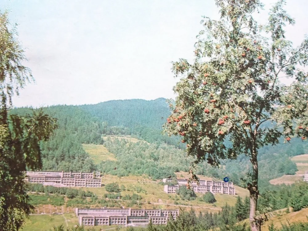 USTROŃ-JASZOWIEC. UZDROWISKO... FOT. J. SIUDECKI Rabat