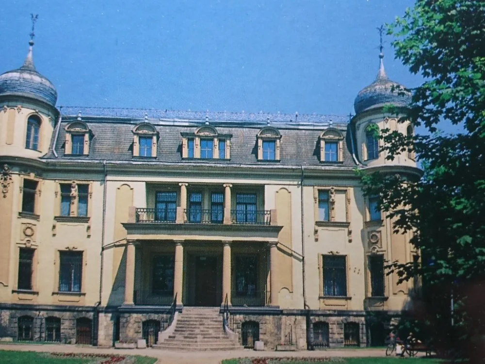 SOSNOWIEC. PAŁAC SCHONA FOT. DARIUSZ KMIOTEK Hit cenowy